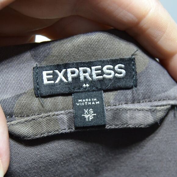 Express Woman's Full Zip Camo Military Utility Jacket Size XS - Picture 3 of 9